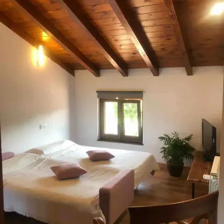 Apartment Lastras 24