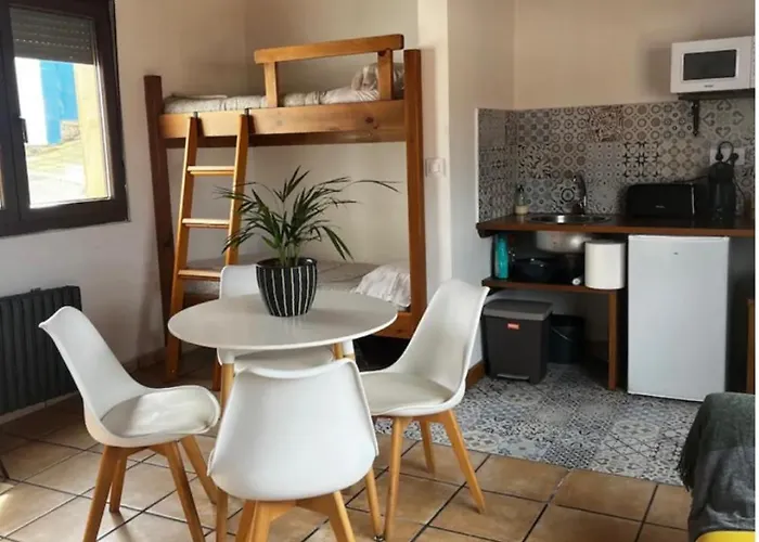 Lastras 24 Apartmán *